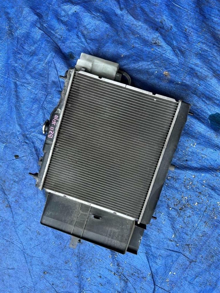 Радиатор основной Ниссан Куб в Ижевске 240802