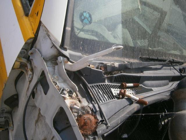 Решетка под лобовое стекло Тойота Хайлюкс Сурф в Ижевске 29488